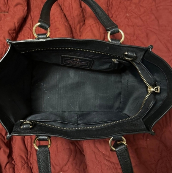 Coach hand bag - Picture 2 of 6